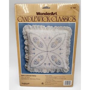 WonderArt Candlewick Classics Colonial Daisy Pillow Stitchery Kit 14 x‎ 14 Inch
